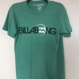 🍏🍐🥦Billabong Graphic Tee